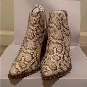 Steve Madden snake pattern booties